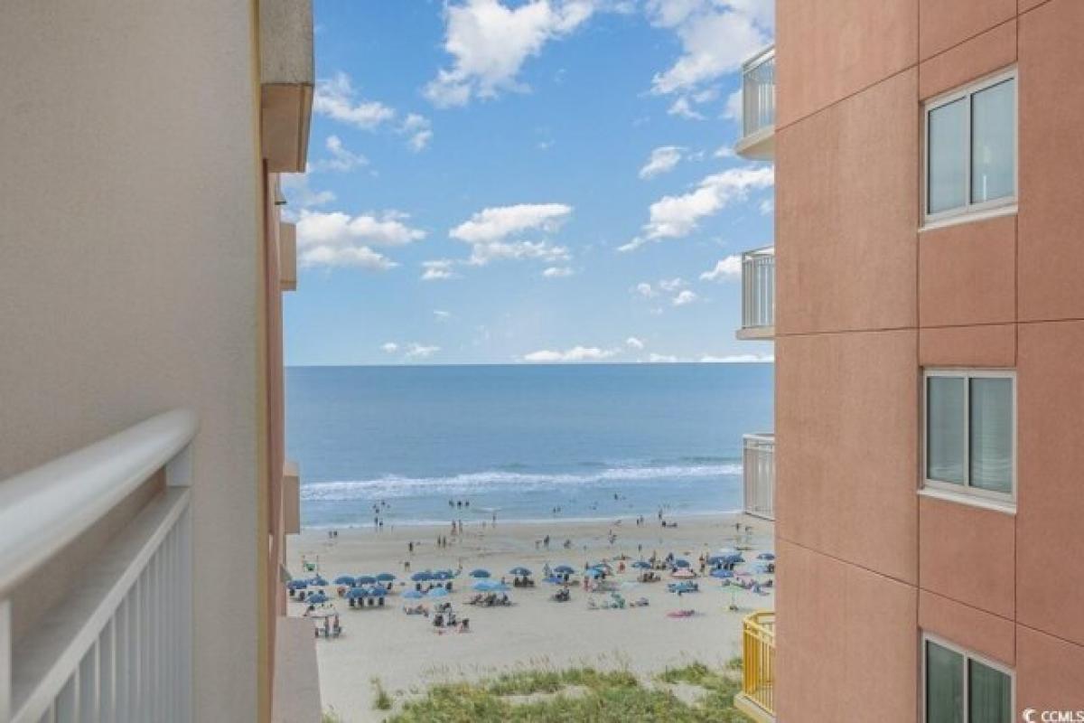 Picture of Home For Sale in North Myrtle Beach, South Carolina, United States
