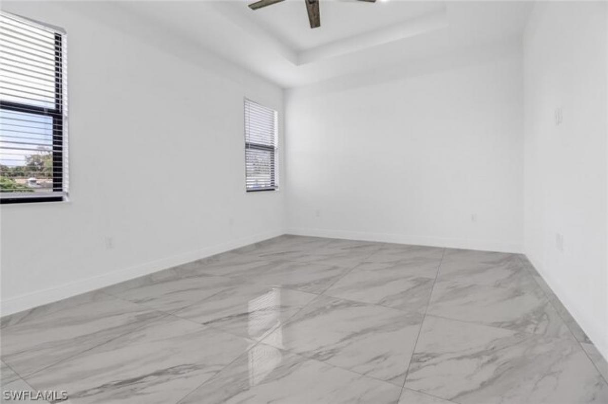 Picture of Home For Sale in Bonita Springs, Florida, United States