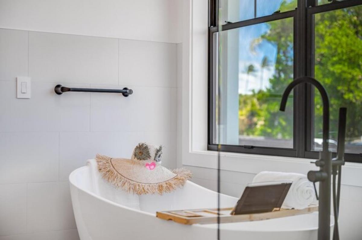 Picture of Home For Sale in Paia, Hawaii, United States