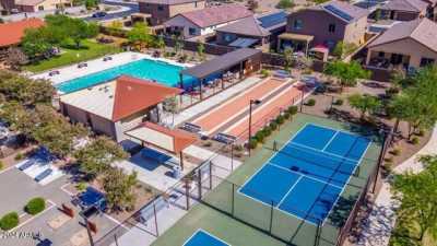 Home For Sale in Surprise, Arizona