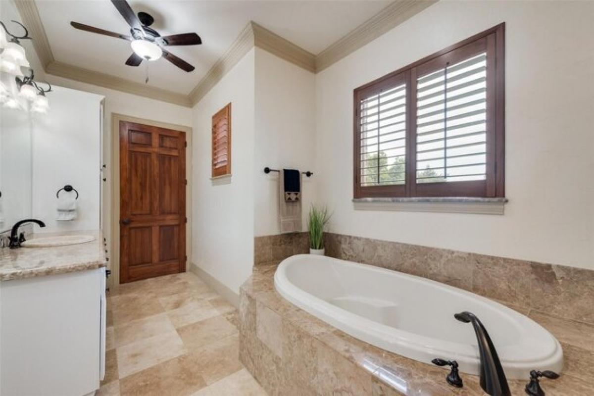 Picture of Home For Sale in Fate, Texas, United States