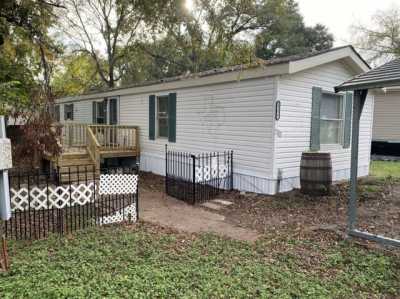 Home For Sale in Willis, Texas