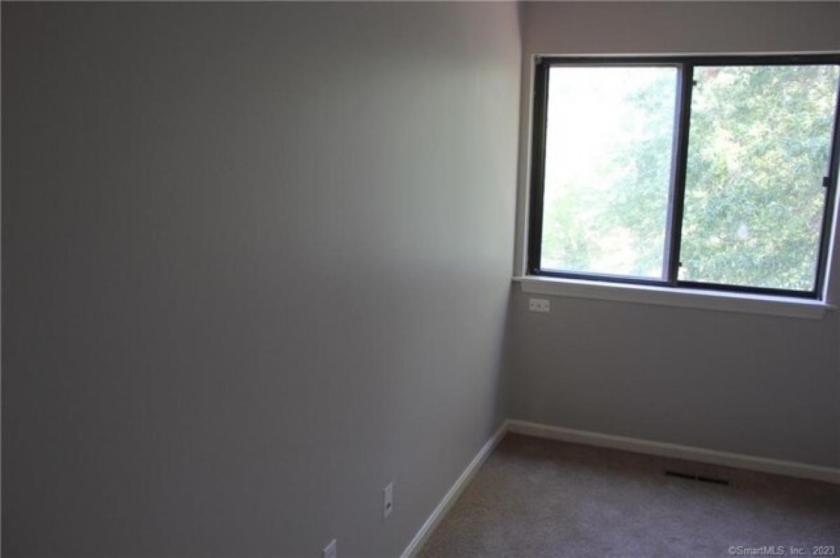 Picture of Home For Rent in Glastonbury, Connecticut, United States