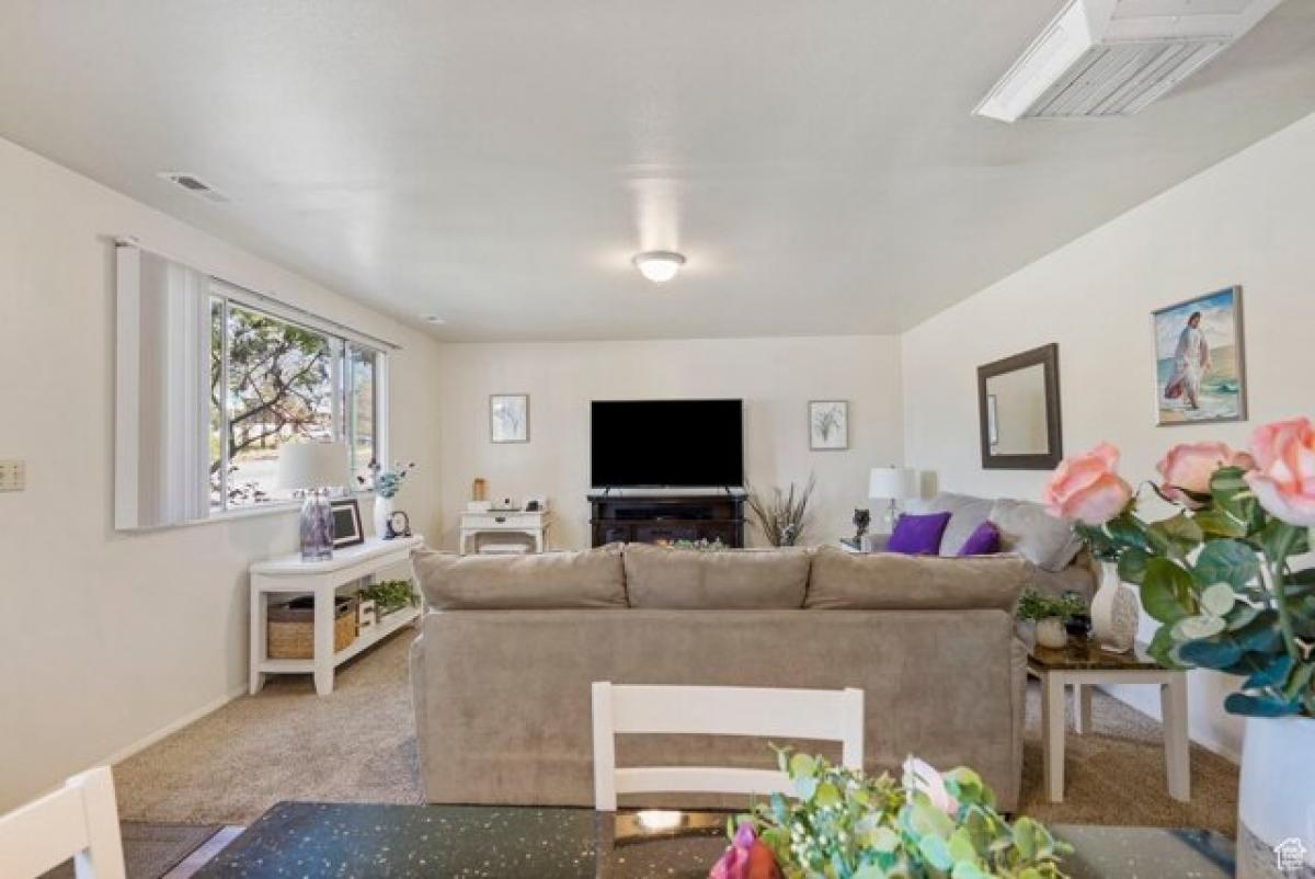 Picture of Home For Sale in Orem, Utah, United States