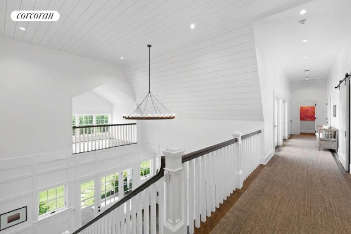 Picture of Home For Rent in Southampton, New York, United States