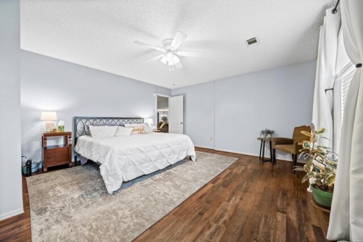 Picture of Home For Sale in Hot Springs, Arkansas, United States