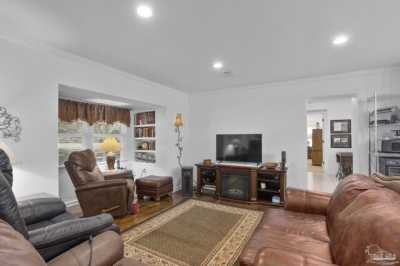 Home For Sale in Milton, Florida