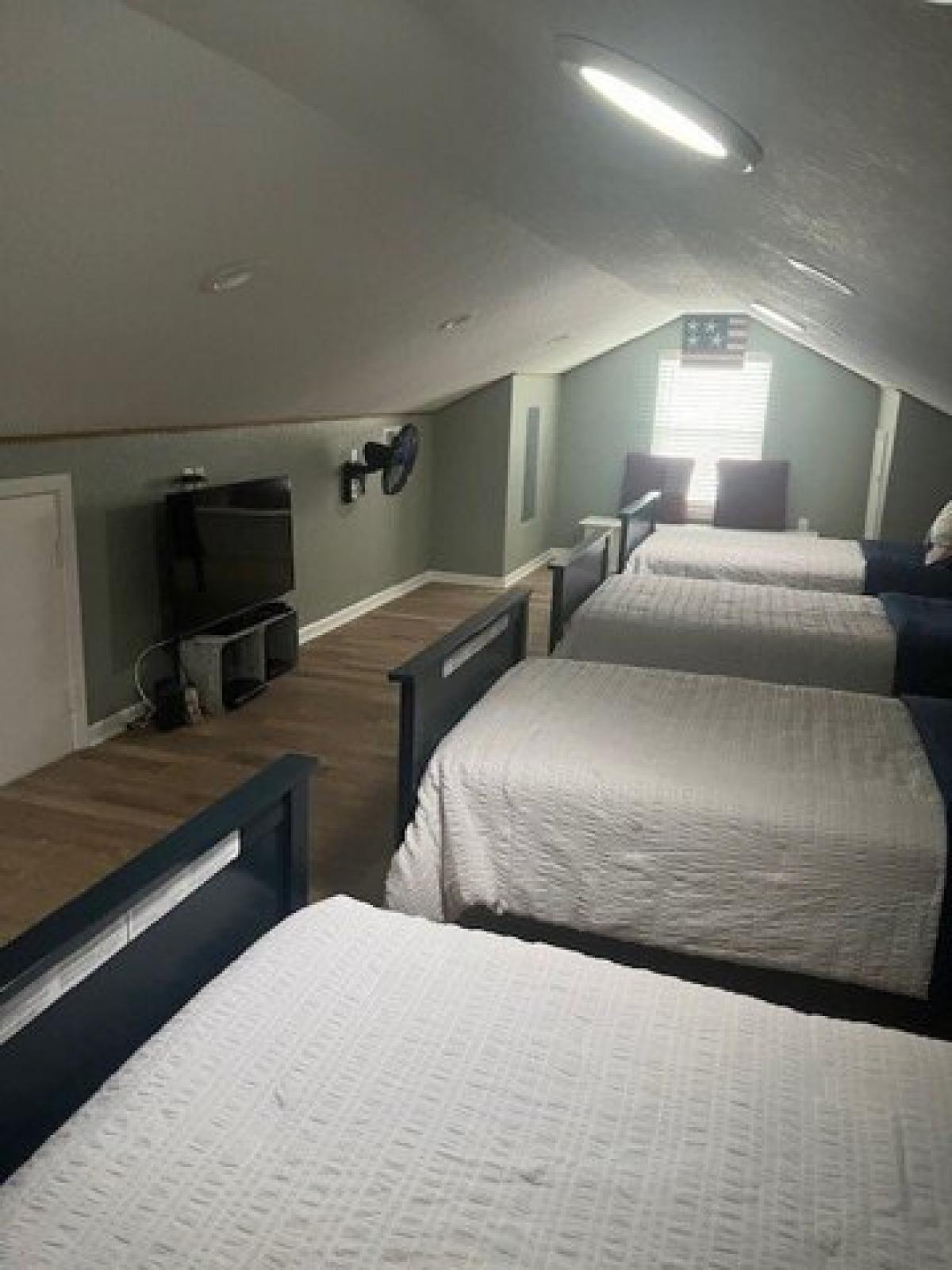 Picture of Home For Sale in Galveston, Texas, United States