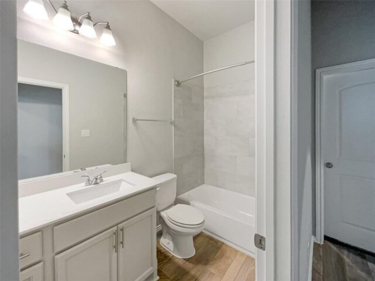 Picture of Home For Sale in Pearland, Texas, United States