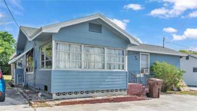 Home For Sale in Lake Wales, Florida