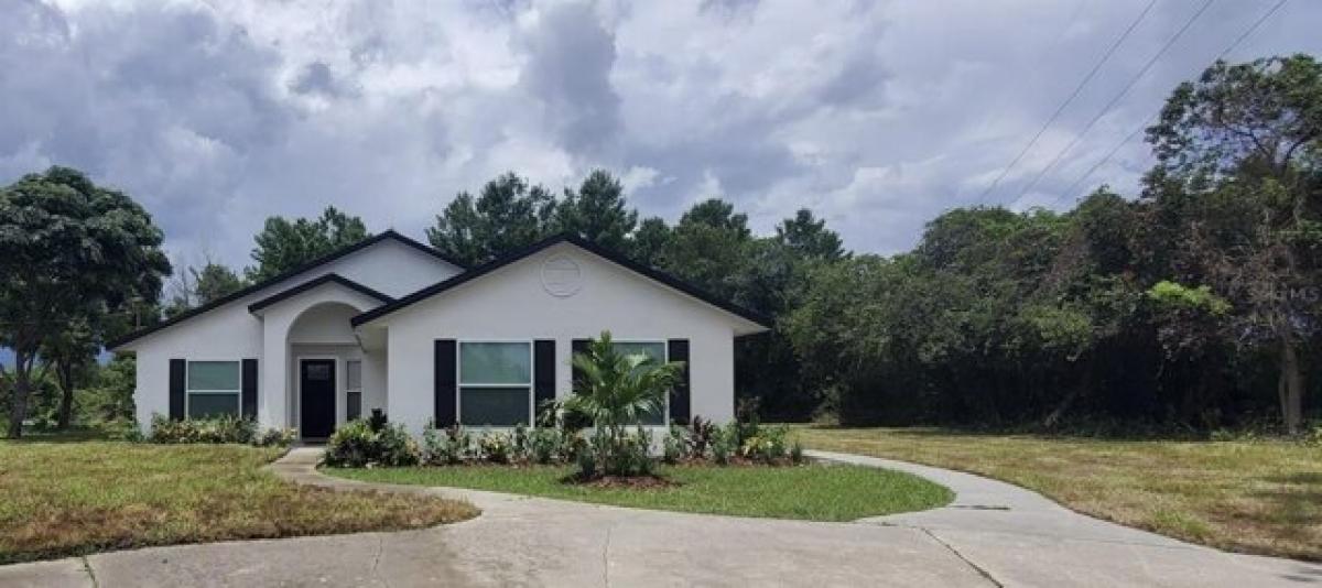 Picture of Home For Sale in Deltona, Florida, United States