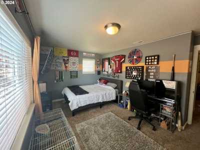 Home For Sale in Happy Valley, Oregon