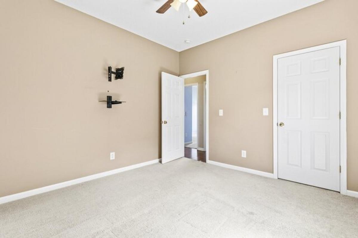 Picture of Home For Sale in Goose Creek, South Carolina, United States