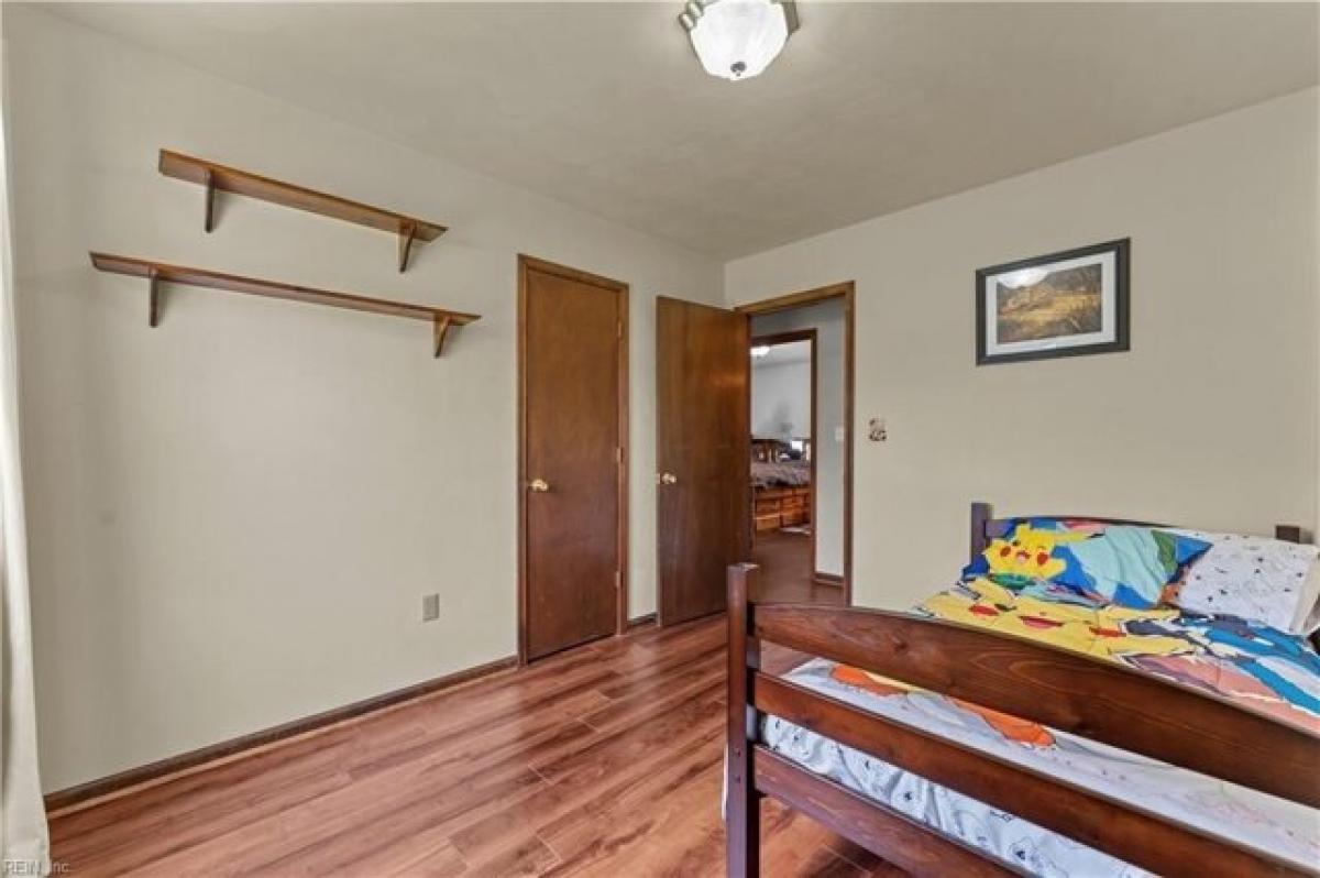 Picture of Home For Sale in Suffolk, Virginia, United States