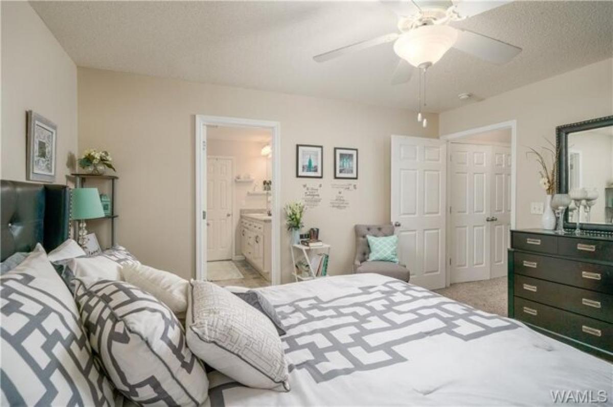 Picture of Home For Sale in Tuscaloosa, Alabama, United States