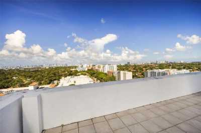 Home For Sale in Coral Gables, Florida
