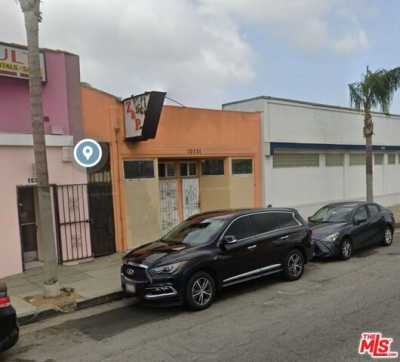 Home For Sale in Inglewood, California