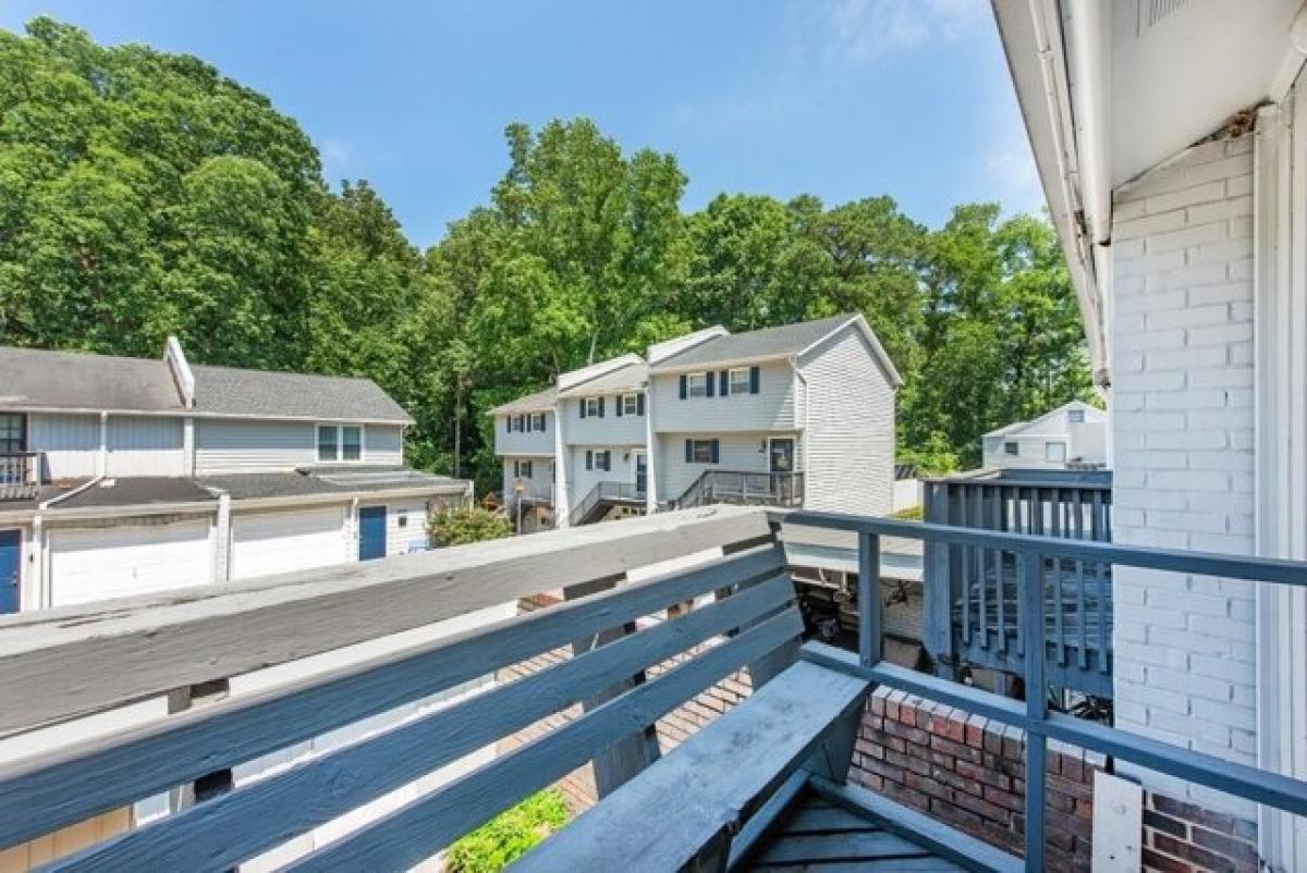 Picture of Home For Sale in Decatur, Georgia, United States