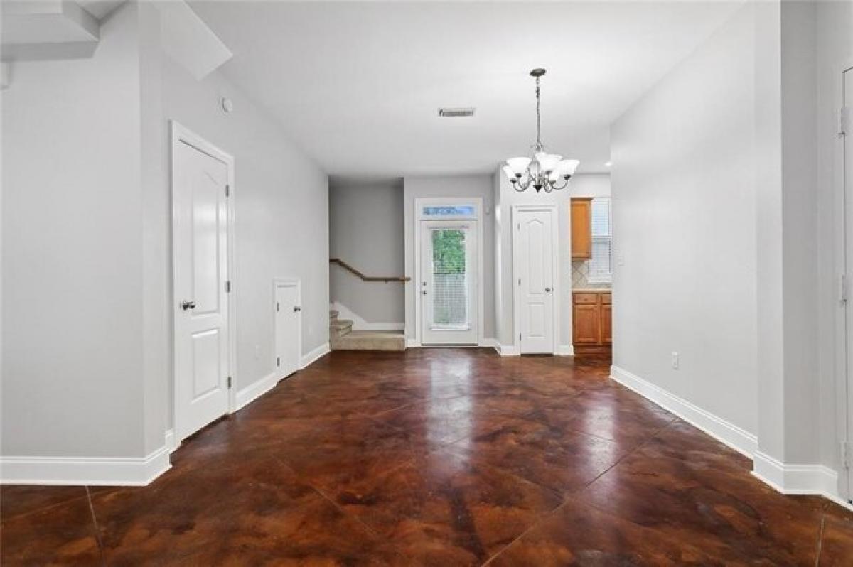 Picture of Home For Sale in Mandeville, Louisiana, United States