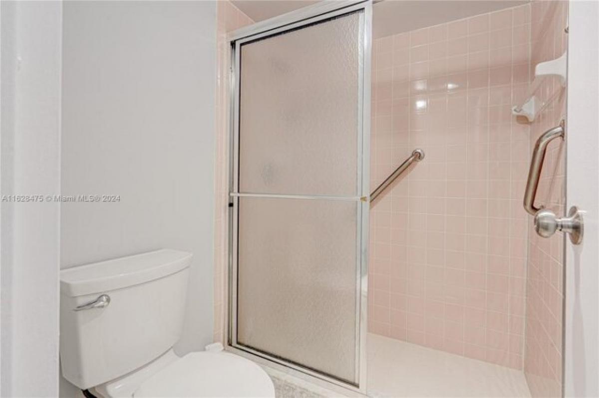 Picture of Home For Sale in Deerfield Beach, Florida, United States