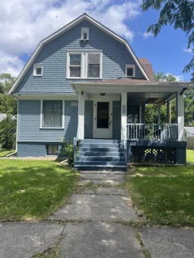 Home For Sale in Saginaw, Michigan
