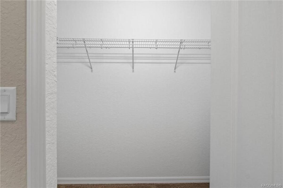 Picture of Home For Sale in Citrus Springs, Florida, United States