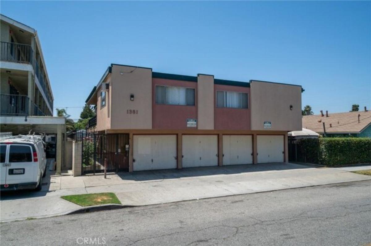 Picture of Home For Sale in Long Beach, California, United States