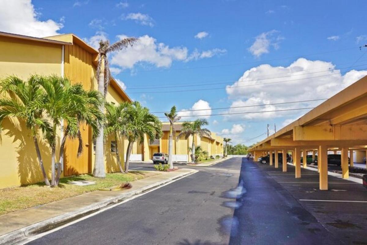 Picture of Home For Sale in Merritt Island, Florida, United States