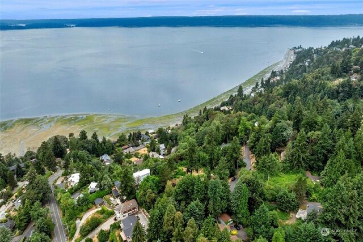 Picture of Home For Sale in Burien, Washington, United States