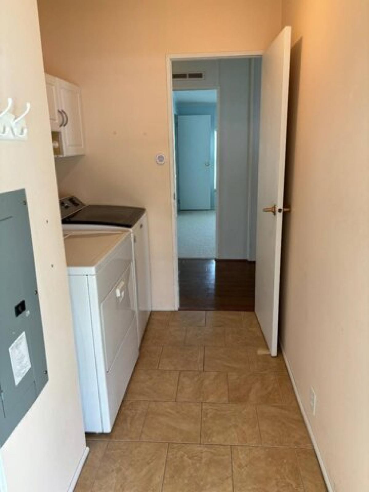 Picture of Home For Sale in Melbourne, Florida, United States