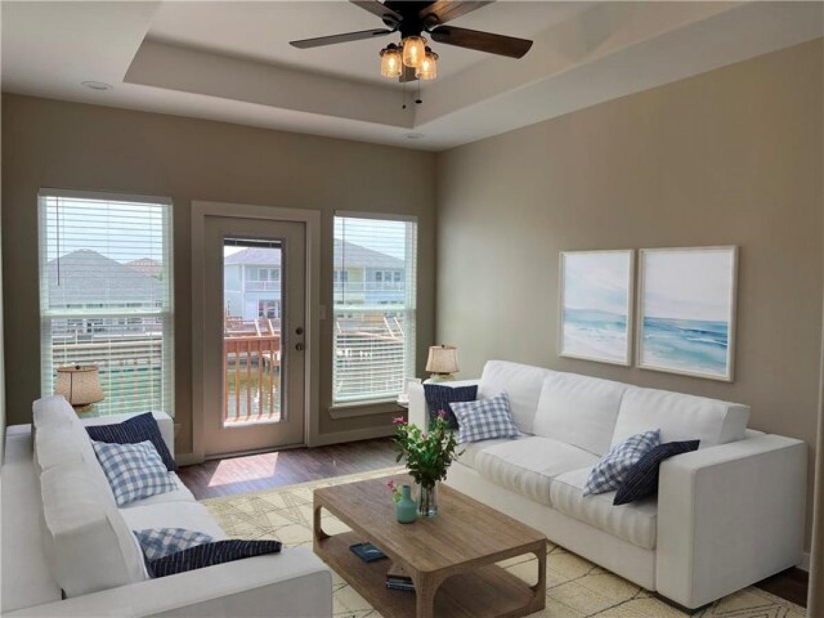 Picture of Home For Sale in Corpus Christi, Texas, United States