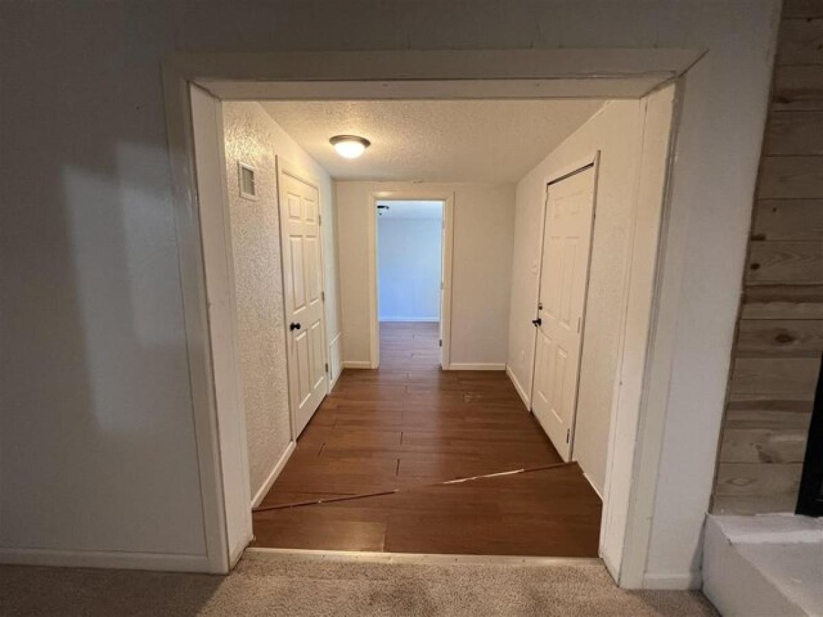 Picture of Home For Sale in Lawton, Oklahoma, United States