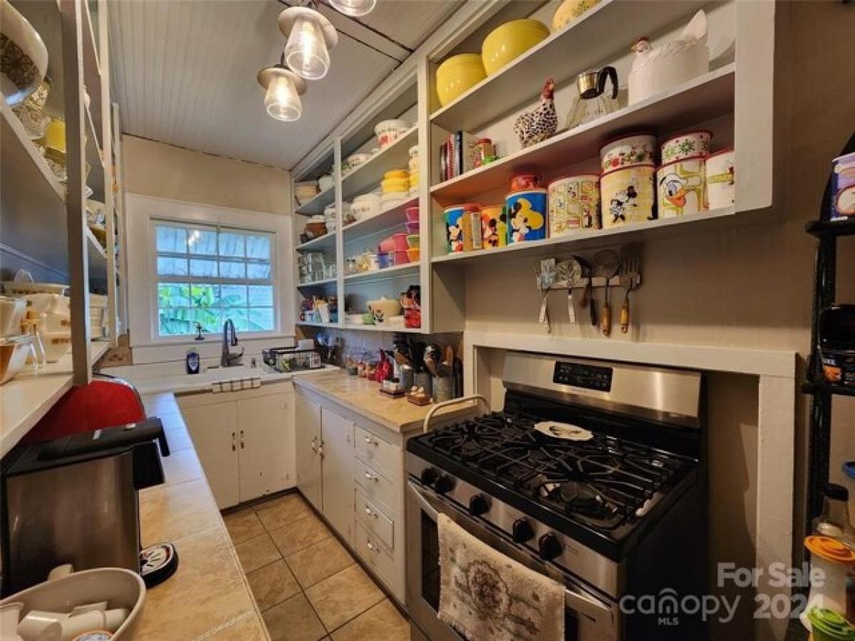 Picture of Home For Sale in Belmont, North Carolina, United States