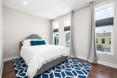 Home For Rent in Jersey City, New Jersey