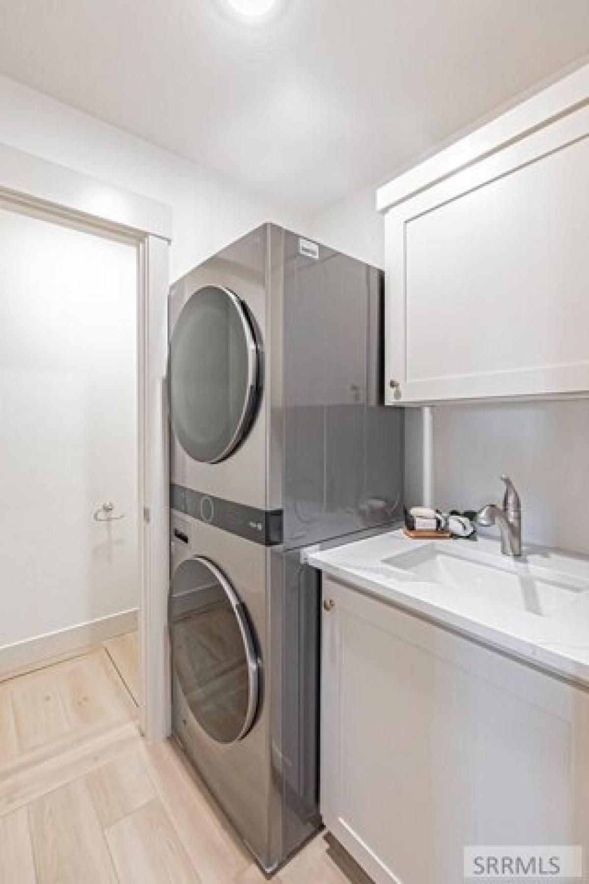 Picture of Home For Sale in Idaho Falls, Idaho, United States