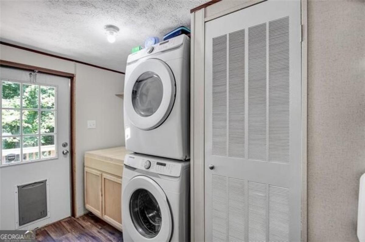 Picture of Home For Sale in Gainesville, Georgia, United States