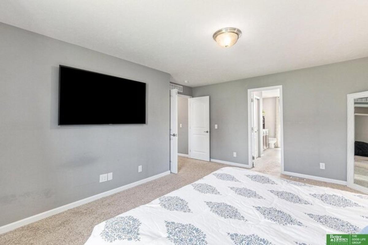 Picture of Home For Sale in Omaha, Nebraska, United States