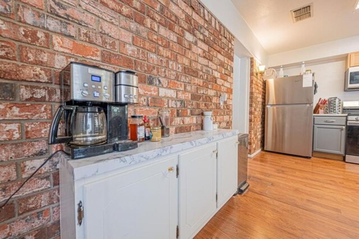 Picture of Home For Sale in Odessa, Texas, United States