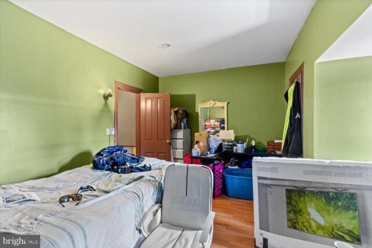 Picture of Home For Sale in Reading, Pennsylvania, United States