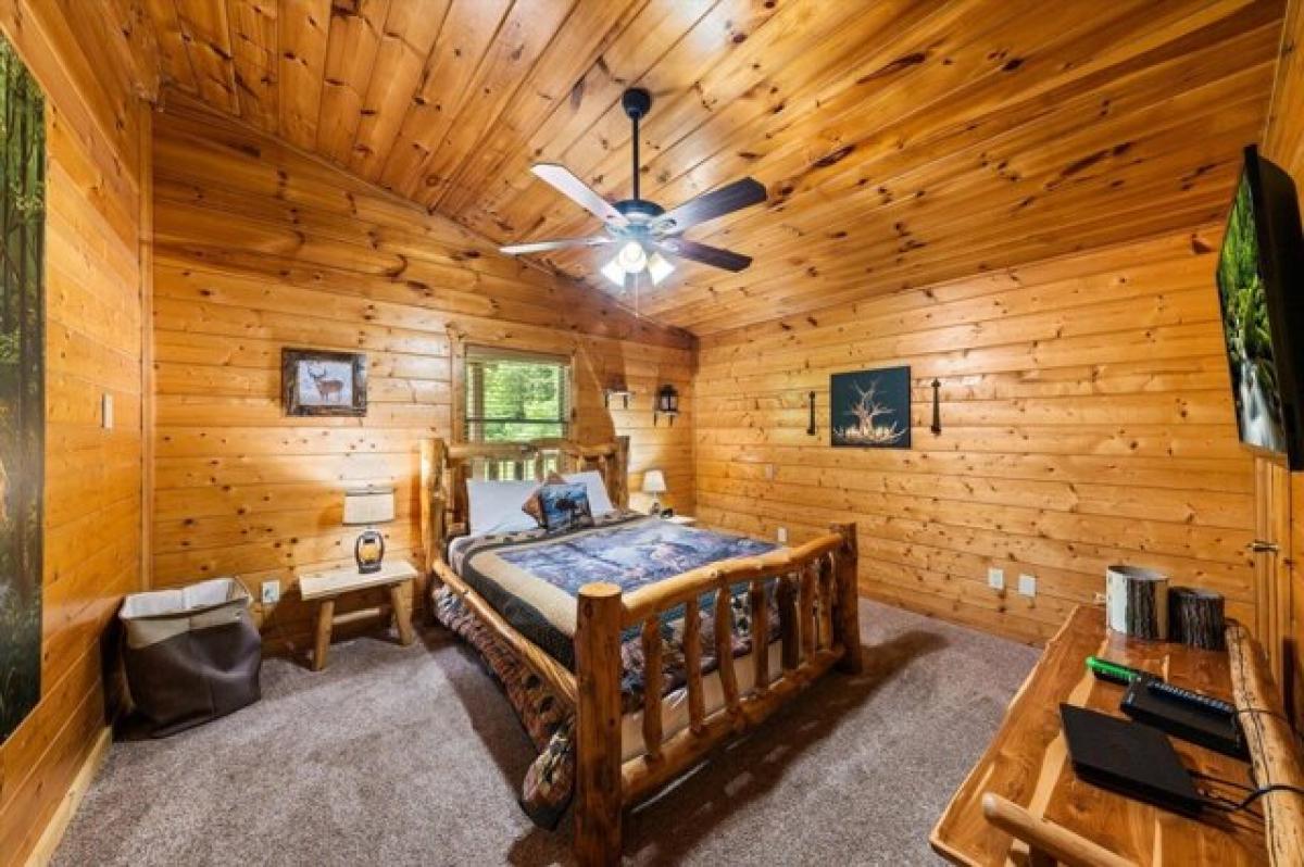 Picture of Home For Sale in Sevierville, Tennessee, United States