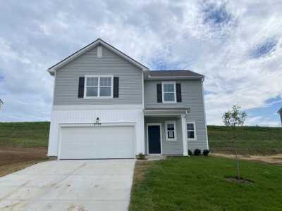 Home For Sale in Columbia, Tennessee