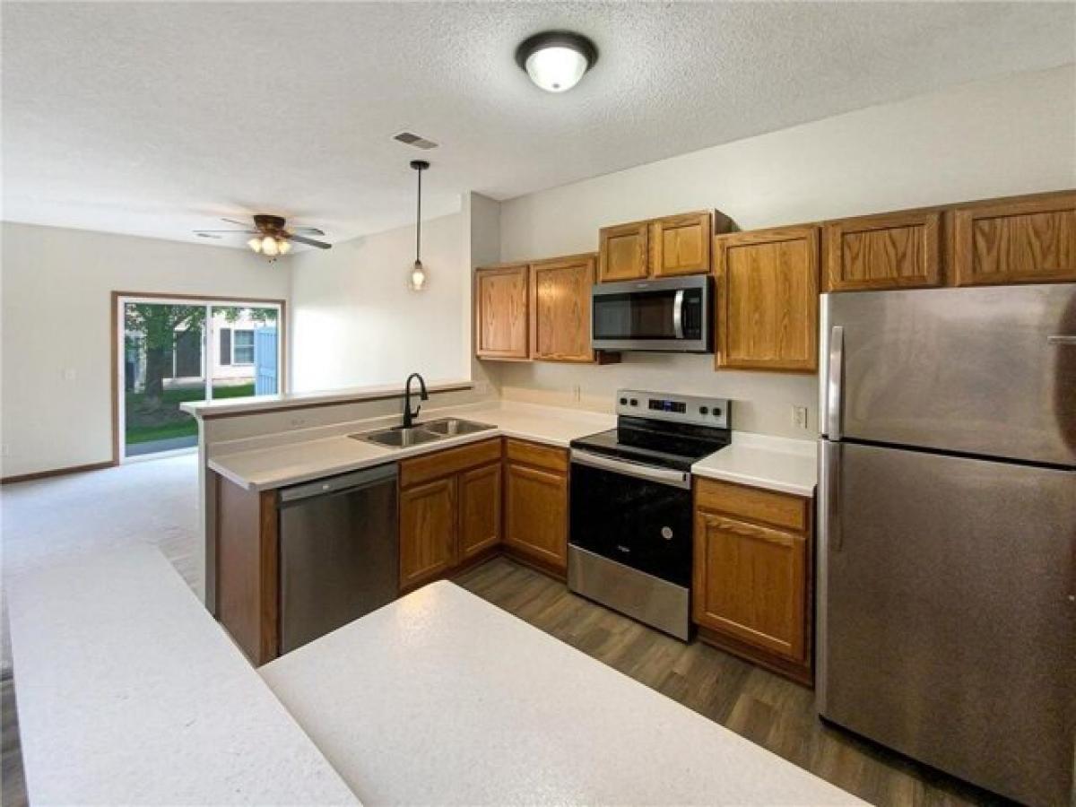 Picture of Home For Sale in Shakopee, Minnesota, United States