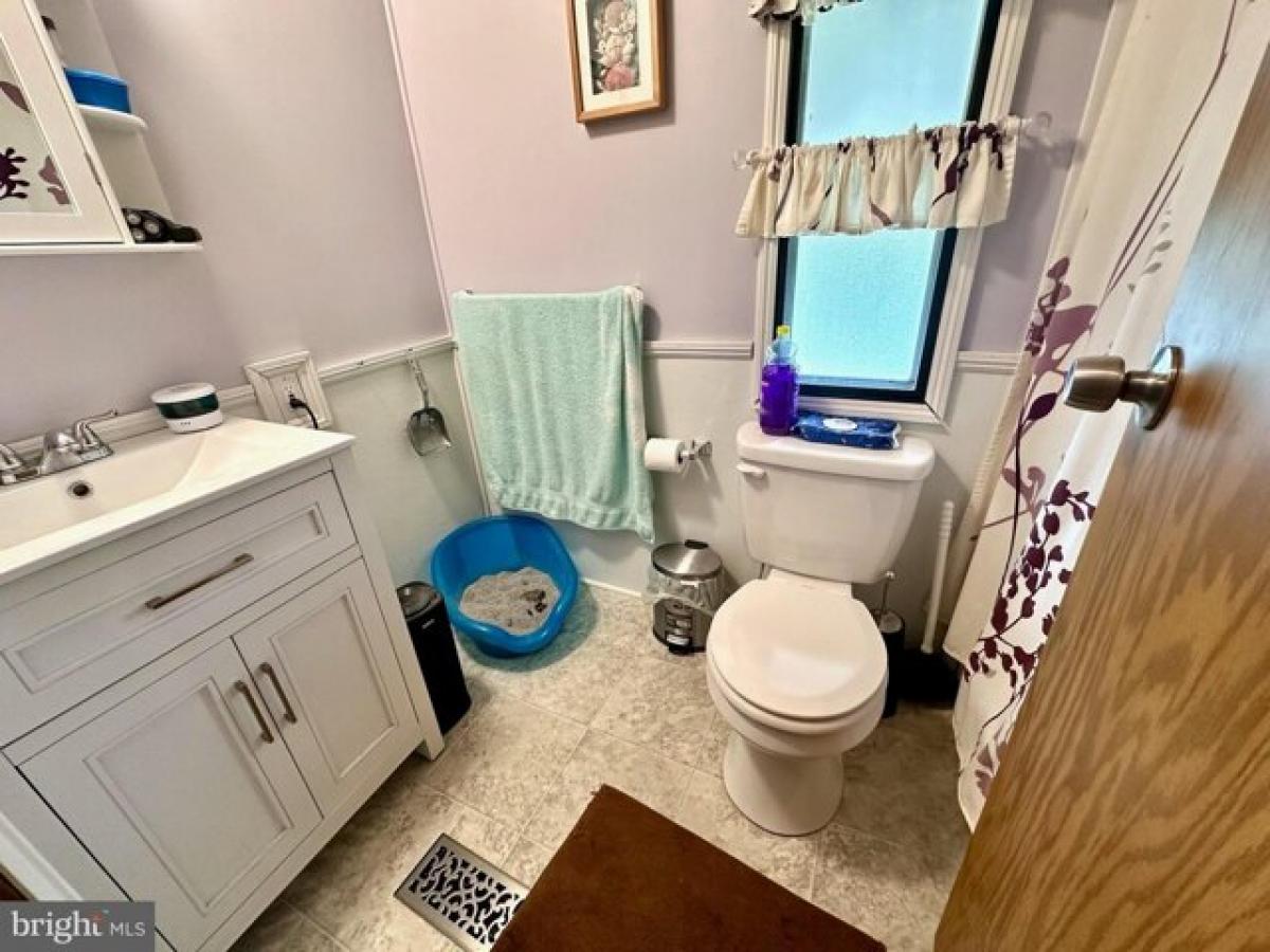 Picture of Home For Sale in Williamstown, New Jersey, United States