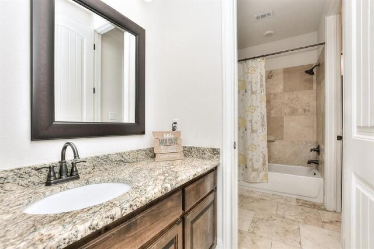 Picture of Home For Sale in Georgetown, Texas, United States