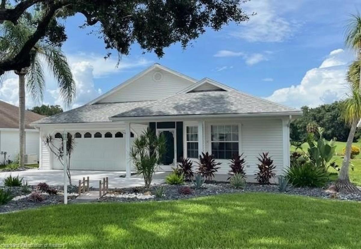 Picture of Home For Sale in Avon Park, Florida, United States