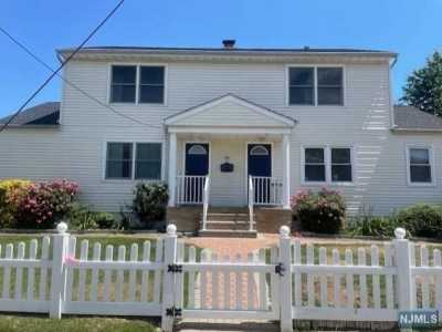Home For Rent in Lyndhurst, New Jersey