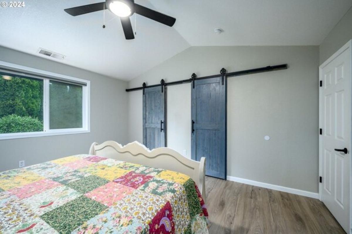 Picture of Home For Sale in McMinnville, Oregon, United States