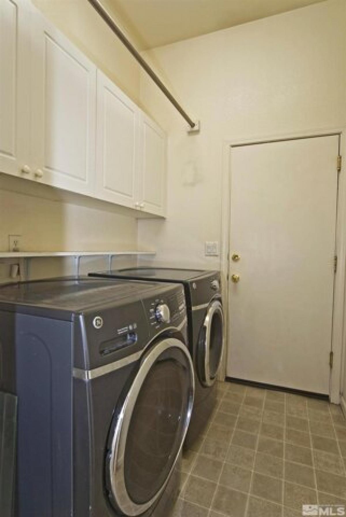 Picture of Home For Sale in Sparks, Nevada, United States