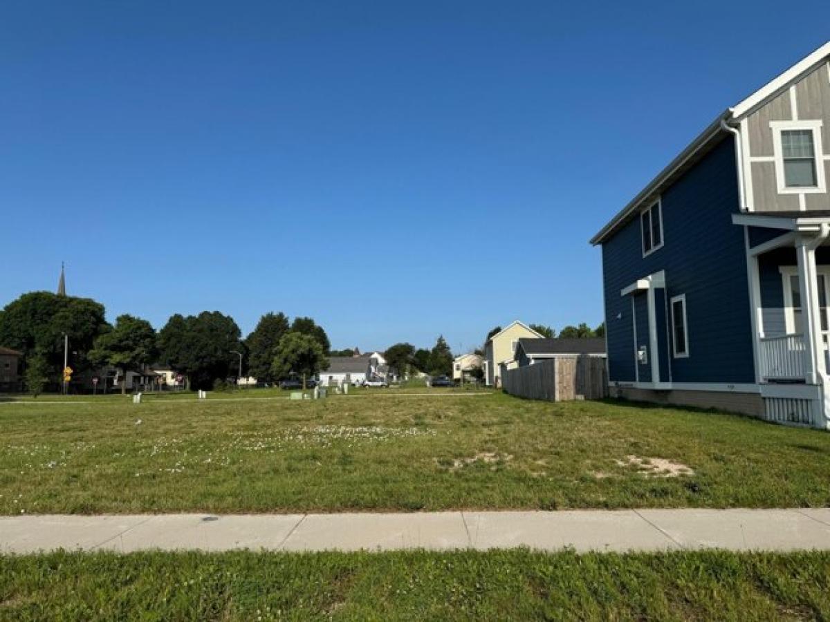 Picture of Residential Land For Rent in Milwaukee, Wisconsin, United States