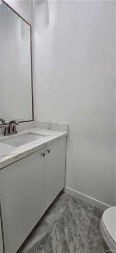 Home For Sale in Edinburg, Texas